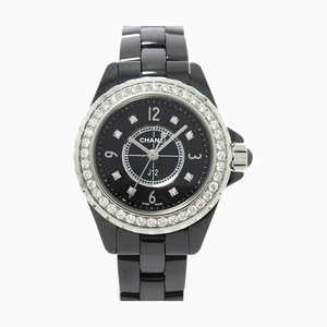 Reloj para mujer con bisel de diamantes de Chanel