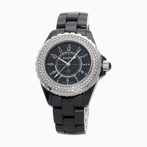 Reloj con bisel de diamantes de Chanel
