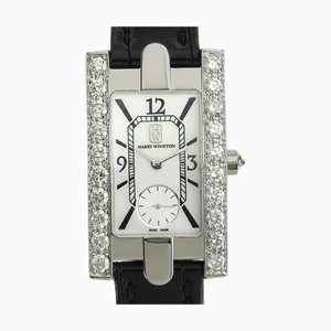 Reloj de pulsera pequeño de cuarzo con bisel de diamantes de Harry Winston