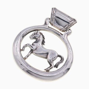 HERMES pendentif top tête en métal argenté collier breloque cheval dames