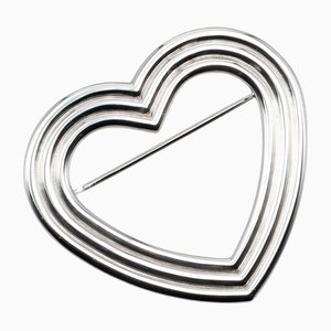 Broche con corazón de Menard en plata de Tiffany & Co.