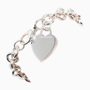 Volver a la pulsera con forma de corazón de Tiffany & Co.