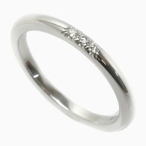 Anello in platino con diamanti di Tiffany & Co.