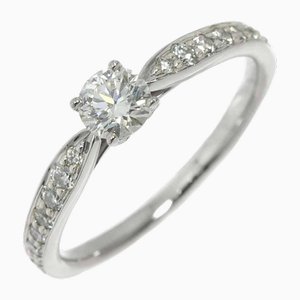 Anello Harmony in platino e diamanti di Tiffany & Co.