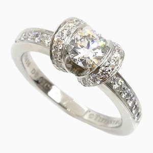 Platin Ribbon Solitaire Ring in Diamant von Tiffany & Co.