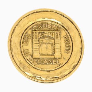 CHANEL 1986-1994 Rue Cambon Engraved Brooch Gold 1150 AK35543k