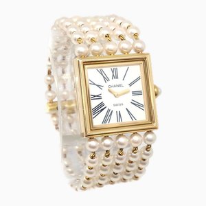 Reloj Mademoiselle con perlas de Chanel