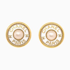 Chanel 1993 Pendientes de botón de perlas sintéticas con clip 83884. Juego de 2