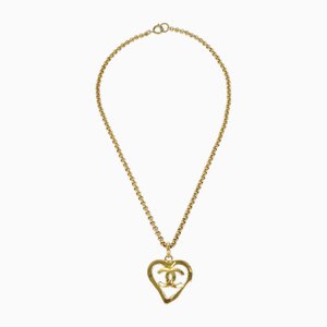 Collana con ciondolo a forma di cuore in oro CC di Chanel
