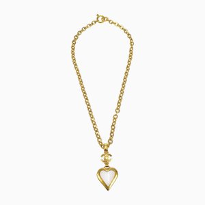 Collana con catena dorata a forma di cuore di Chanel