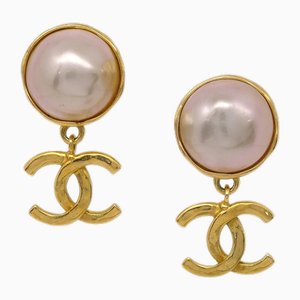 Boucles d'Oreilles Pendantes en Perle Artificielle de Chanel, Set de 2