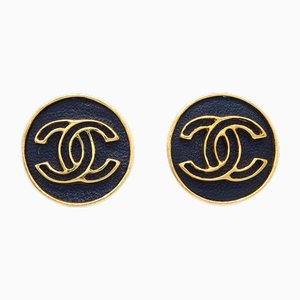 Boucles d'Oreilles Clip-On Button de Chanel, Set de 2