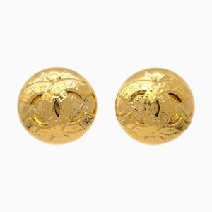 Pendientes Chanel de botón con clip dorado 94P 123274. Juego de 2