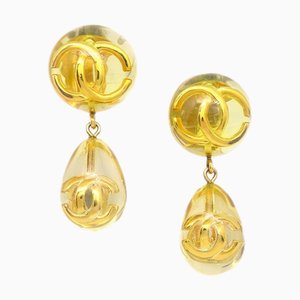 Pendientes colgantes Chanel de oro con clip 25 amarillo 190297. Juego de 2