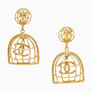 Pendientes colgantes en forma de jaula de oro de Chanel con clip 93A 113292. Juego de 2