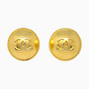 Pendientes de botón de oro Chanel con clip 95P 132736. Juego de 2