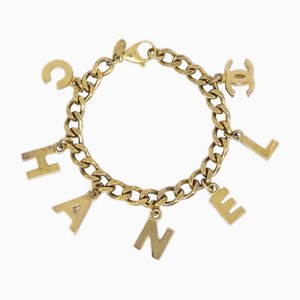 Pulsera de cadena dorada de Chanel