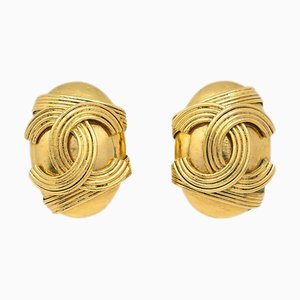 Pendientes Chanel de oro ovalados con clip 94A 123227. Juego de 2