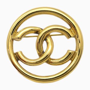 Broche Médaillon en Or de Chanel
