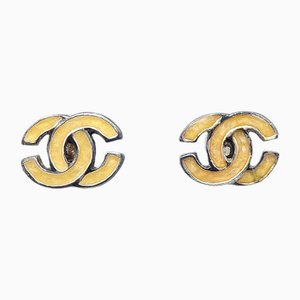 Boucles d'Oreilles Piercing Beige de Chanel, Set de 2