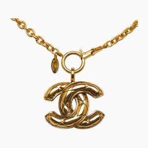 Collar bañado en oro de Chanel