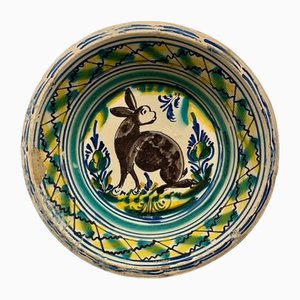 Großer antiker spanischer Keramik Teller von Triana