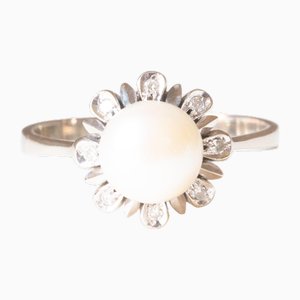 Anillo Daisy de oro blanco de 18 k con perla blanca y diamantes, años 60