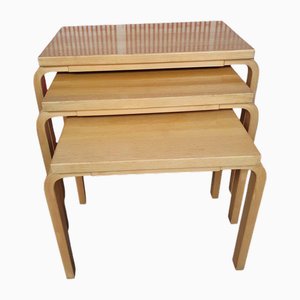 Tavolini ad incastro modello 88 di Alvar Aalto per Artek, anni '70, set di 3