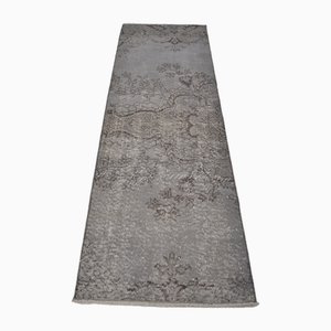 Alfombra de pasillo turca tejida a mano en gris, años 60