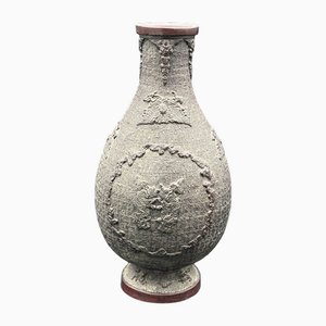 Jarrón grande de bronce de la dinastía Ming