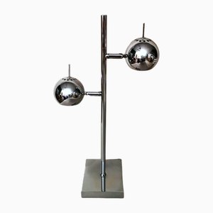 Lámpara de mesa italiana era espacial de metal cromado al estilo de Goffredo Reggiani, 1975