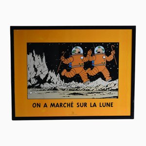 Poster vintage con cornice in latta Abbiamo camminato sulla luna di Herge Moulinsart