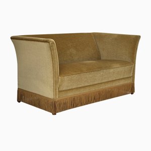 Dänisches 2-Sitzer Sofa aus Hellgrünem Velours & Beine aus Buchenholz, 1970er