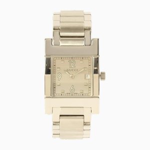 Silberne Armbanduhr mit quadratischem Logo von Gucci