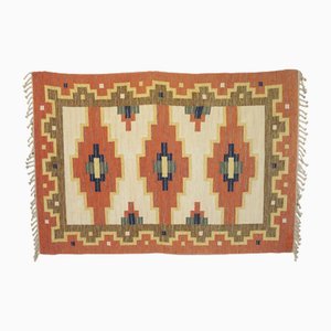 Kilim Mid-Century Rouge et Crème, Suède, 1960s