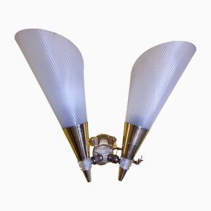 Französische Doppelwandlampe aus Kunststoff & Messing, 1950er, 2er Set