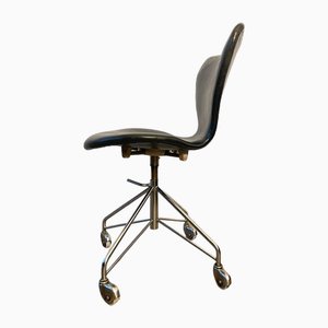 3117 Model Seven Chair by Arne Jacobsen for Fritz Hansen