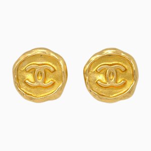 Goldfarbene Knopfohrringe von Chanel, 2 . Set