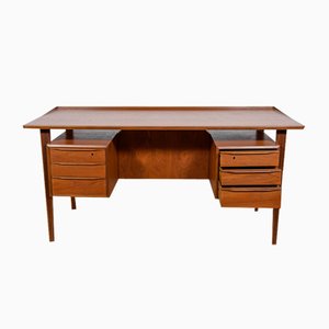 Mid-Century Freestanding Teak Desk by Peter Løvig Nielsen, 1960s