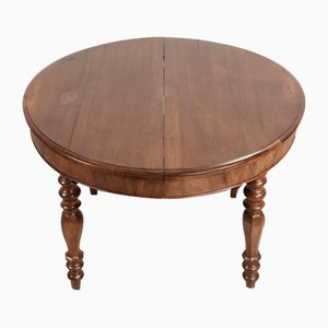 Round Extendable Table in Walnut, Italy, Late 19th Century
