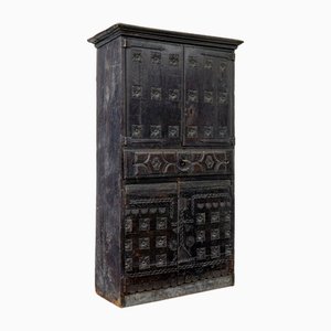 Early 19th Century Pyrenean Folk Art Oak and Chestnut Carved Cupboard