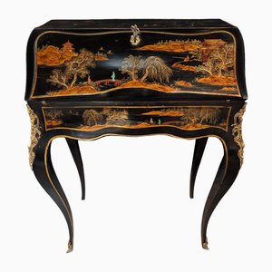 Schräger Louis XV Schreibtisch in Chinesischem Lack