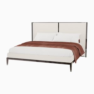 Thyia 140 Italian Curved Bed in Ivory Boucle Fabric and Brown Wooden Base from Kabinet