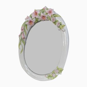 Espejo ovalado de cerámica con flores, años 80