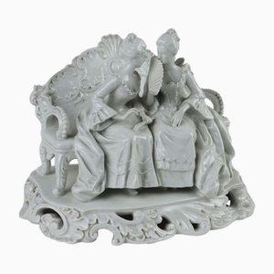 Antike Skulptur aus Porzellan