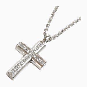 Collana con croce latina in oro bianco e diamante di Bvlgari