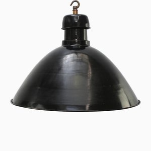 Lámpara colgante industrial francesa vintage esmaltada en negro de Gal, France