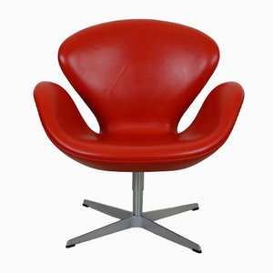Arne Jacobsen Swan Chair in Red Aura Leather, 2000s