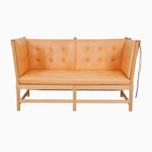 2-Sitzer Spokeback Sofa aus Naturleder von Børge Mogensen