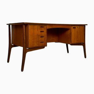 Mid-Century Danish Bow Front Teak Writing Desk by Svend Aage Madsen for H.P. Hansen, 1960s
